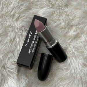 MAC Cosmetics Matte Lipstick - pastel lavender pink